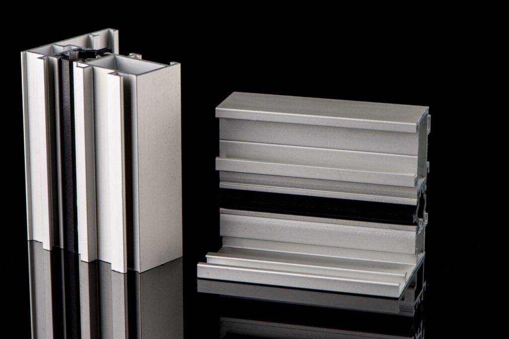 custom profile extrusions